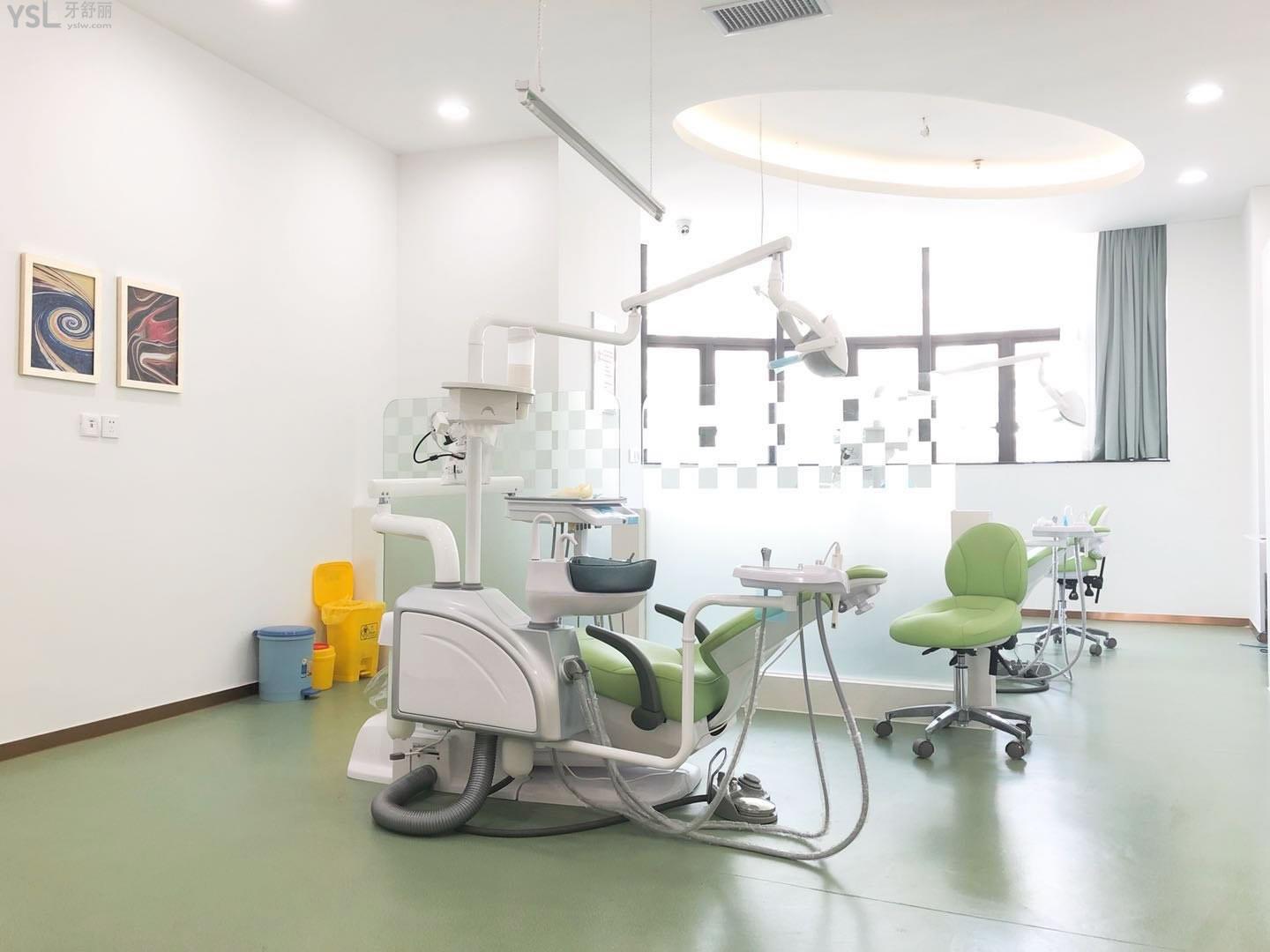 福州維樂口腔臺江店牙椅