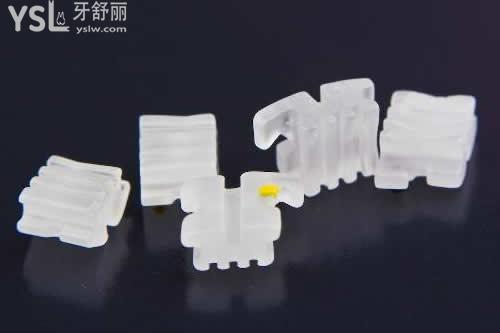陶瓷托槽矯正：