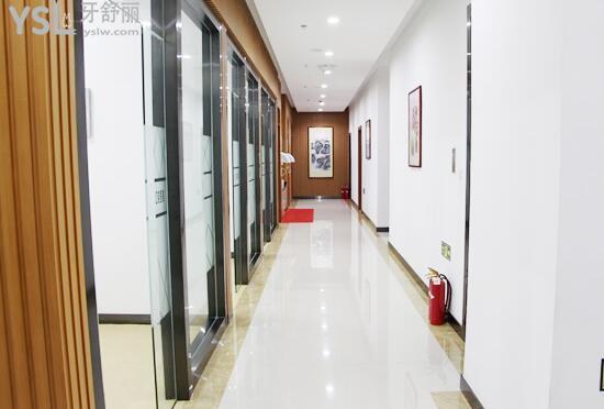 東營同泰口腔醫(yī)院走廊