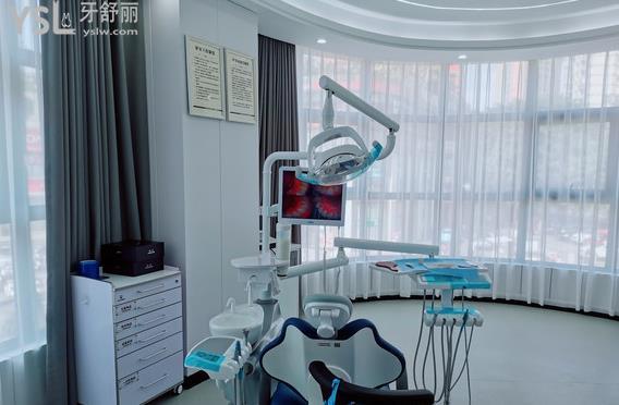重慶牙博仕口腔收費(fèi)標(biāo)準(zhǔn)