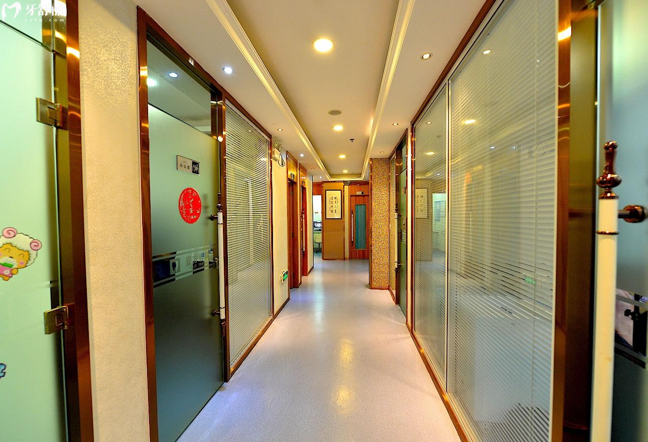 深圳壹方口腔正規(guī)靠譜嗎_地址_視頻_口碑好不好_收費標準_能用社保嗎?(正規(guī)靠譜/深圳市寶安區(qū)/口碑比較好/收費中等/能用社保)