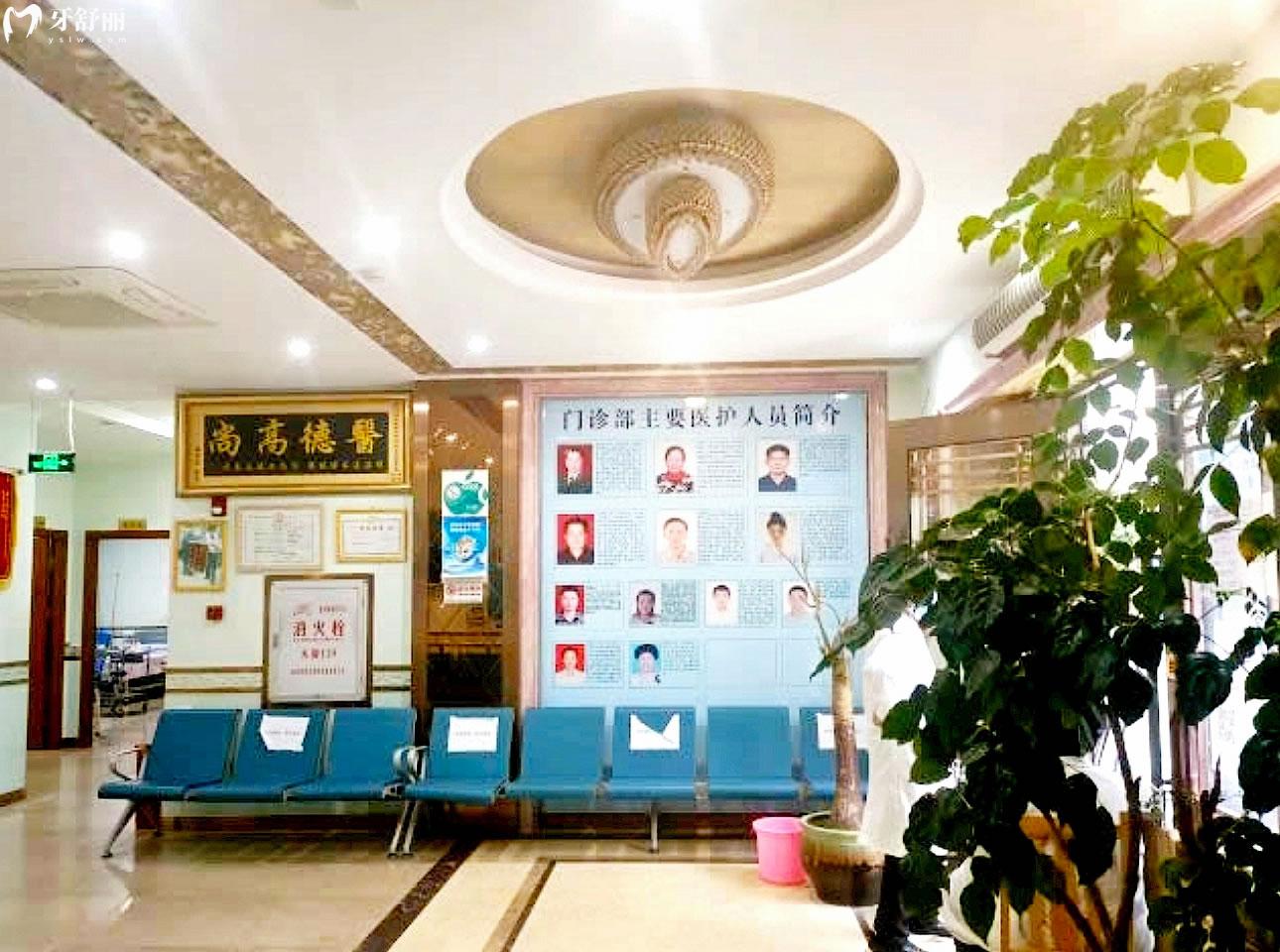 廈門寶金惠民門診部醫(yī)生團(tuán)隊(duì)