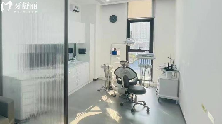  南京六城口腔正規(guī)靠譜嗎_南京六城口腔地址_視頻_南京六城口腔口碑好不好_南京六城口腔收費(fèi)標(biāo)準(zhǔn)_南京六城口腔能用社保嗎?(正規(guī)靠譜/南京哪家牙科好/口碑比較好/收費(fèi)中等/能用社保)