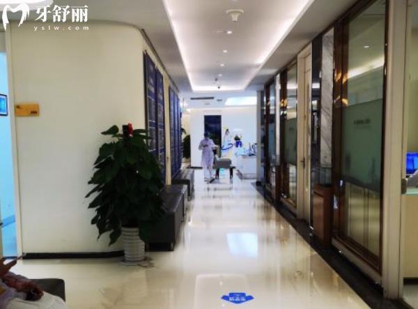 南寧柏樂(lè)口腔醫(yī)院矯正牙齒怎么樣