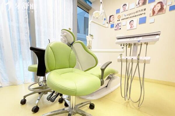 上海鼎植舒客口腔門診部診室