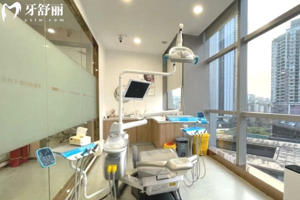 重慶美即適口腔醫(yī)院診室環(huán)境圖片