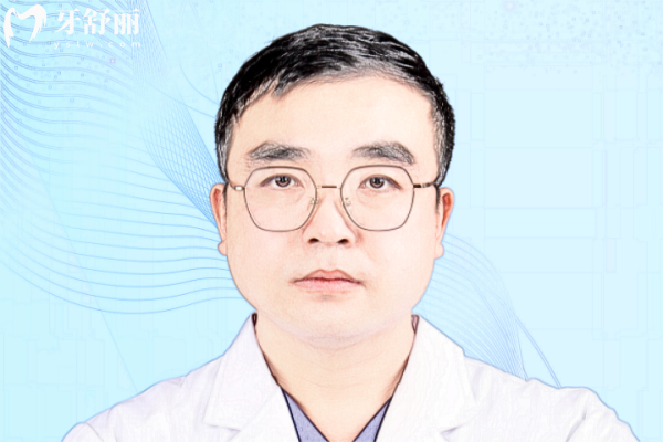 瞿磊