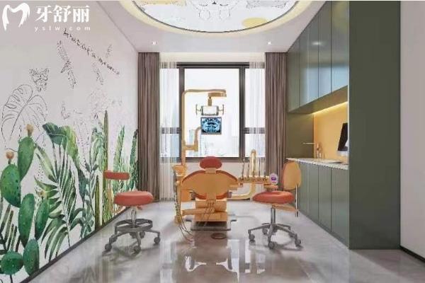 建甌力名齒科診室環(huán)境
