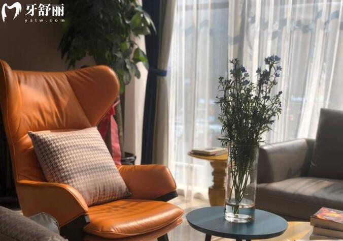 南寧柏樂(lè)口腔