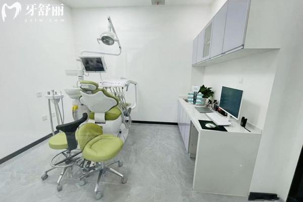 成都天府新區(qū)蜀醫(yī)惠民口腔門診部衛(wèi)健委資料診療室