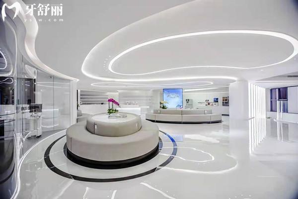 成都布萊梅聯(lián)合口腔醫(yī)院休息區(qū)