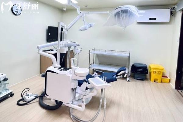 南京萬(wàn)諾口腔門診部