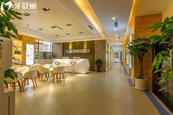成都忠科口腔大廳