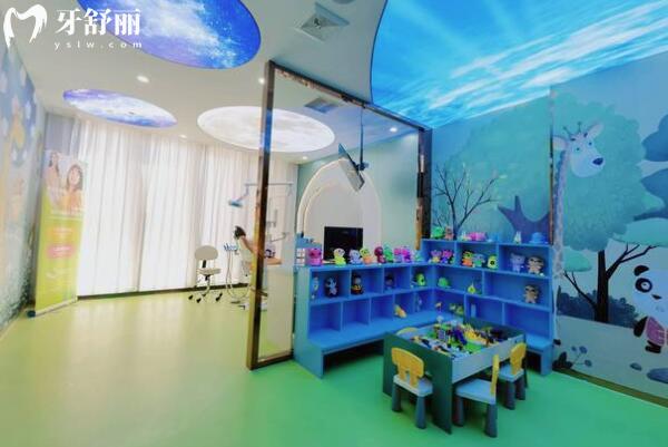 潮州市謙仁口腔門診部兒童診室
