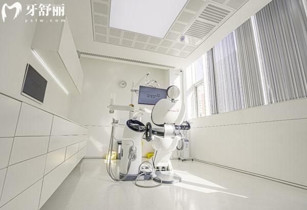 北京極簡口腔診室