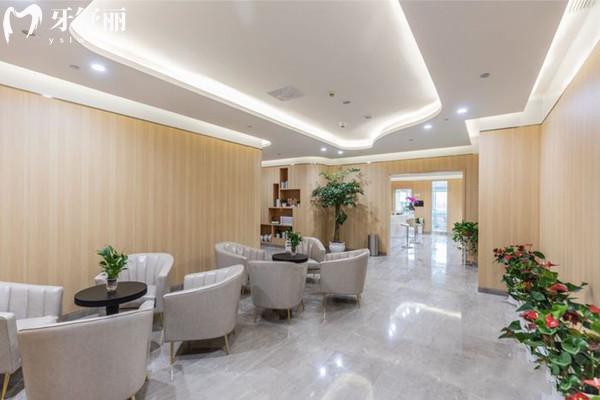 杭州美奧口腔醫(yī)院種植牙價(jià)目表