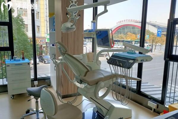 義烏德康口腔門(mén)診部治療室