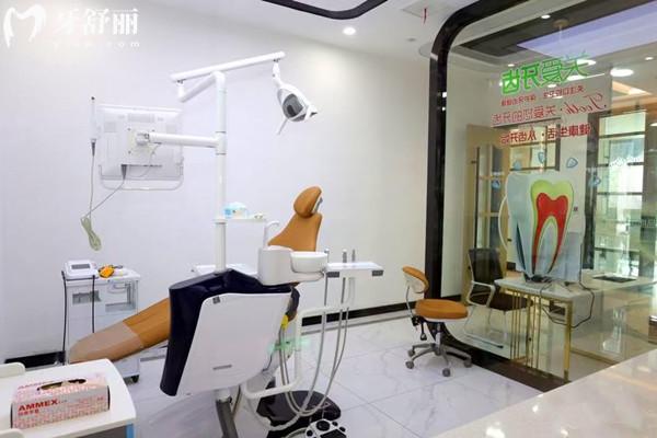 平湖德康口腔醫(yī)院診療室