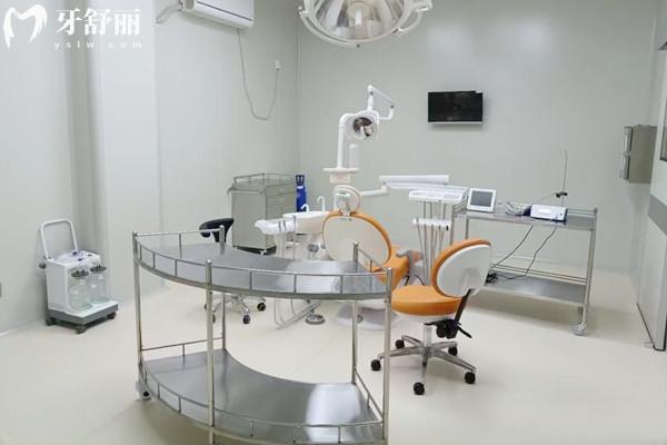 嘉興海鹽圣禾口腔門診部診療室