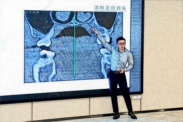 拜博口腔牙齒矯正地包天費(fèi)用多少錢?參考上海拜博口腔收費(fèi)標(biāo)準(zhǔn)約1w起