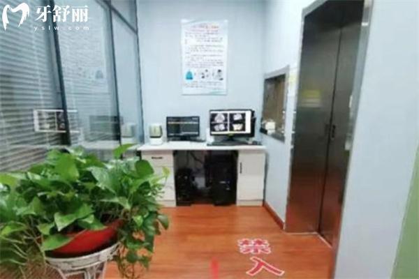 山西陽泉劉俊口腔診所檢查室