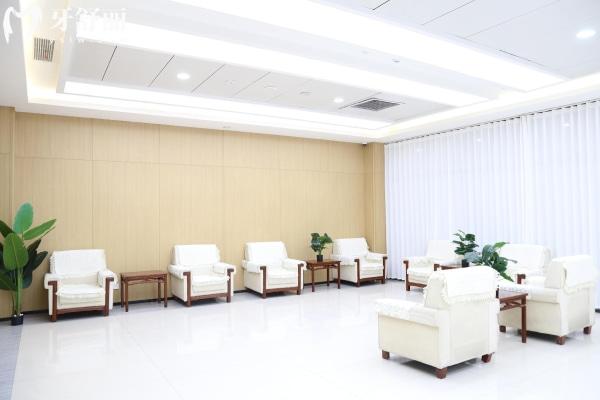 安徽亳州興華醫(yī)院口腔科（鼎植共建）