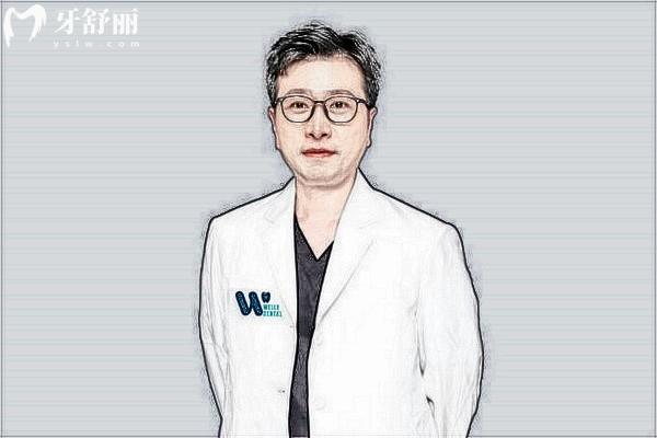 上海維樂口腔郭偉醫(yī)生