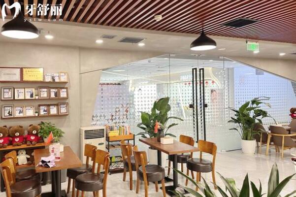 廣州優(yōu)雅聯合口腔怎么樣?正規(guī)連鎖機構
