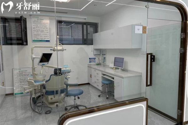 廊坊大拇指愛(ài)嘉口腔門(mén)診部診室