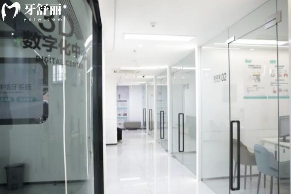 濟(jì)南2025年度牙科醫(yī)院種植牙多少錢