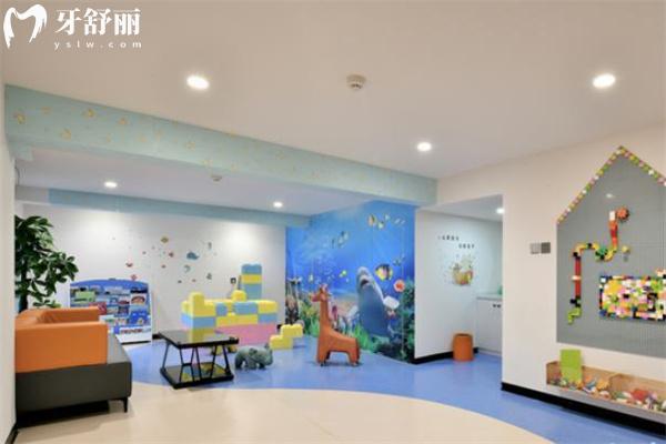 太原雅貝鑫口腔門診部?jī)和蛟\游樂區(qū)