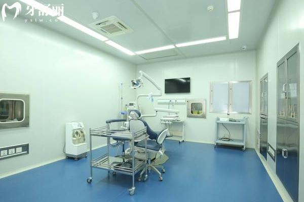 杭州美奧口腔醫(yī)院治療室