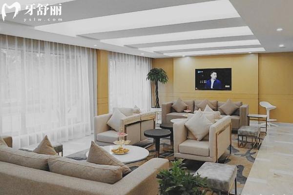 蘇州美奧口腔醫(yī)院休息區(qū)