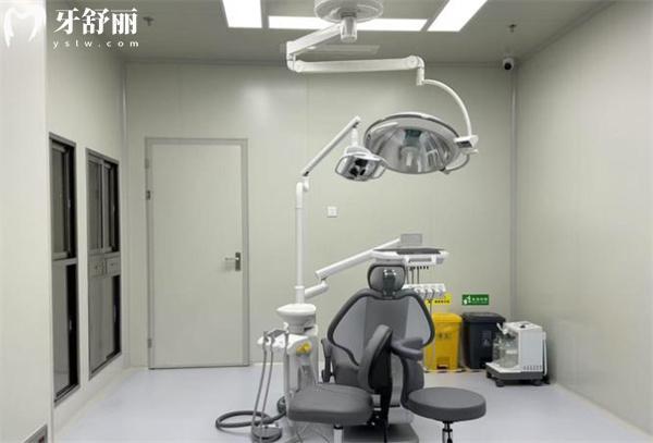 濟(jì)南百年中牙口腔醫(yī)院種植牙醫(yī)生排名名單推薦