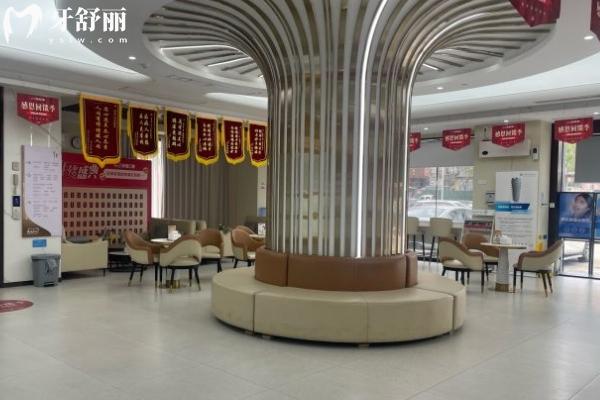 惠州深惠口腔醫(yī)院大廳