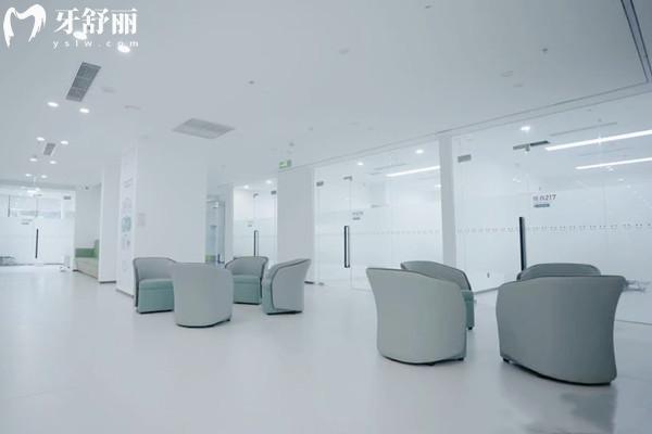 成都單顆種植牙哪家好