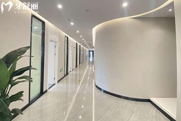 金華種植牙多少錢(qián)一顆2025價(jià)格表(單顆
