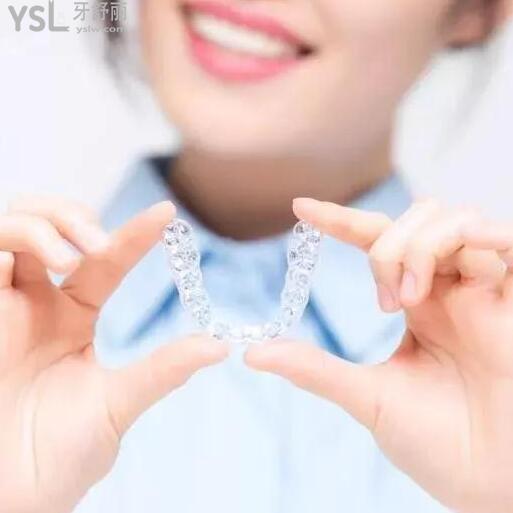 深圳龍華觀瀾有矯正牙齒的醫(yī)院呦，口碑都還不錯呢~